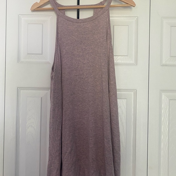 long pink sleeveless top - Picture 1 of 3